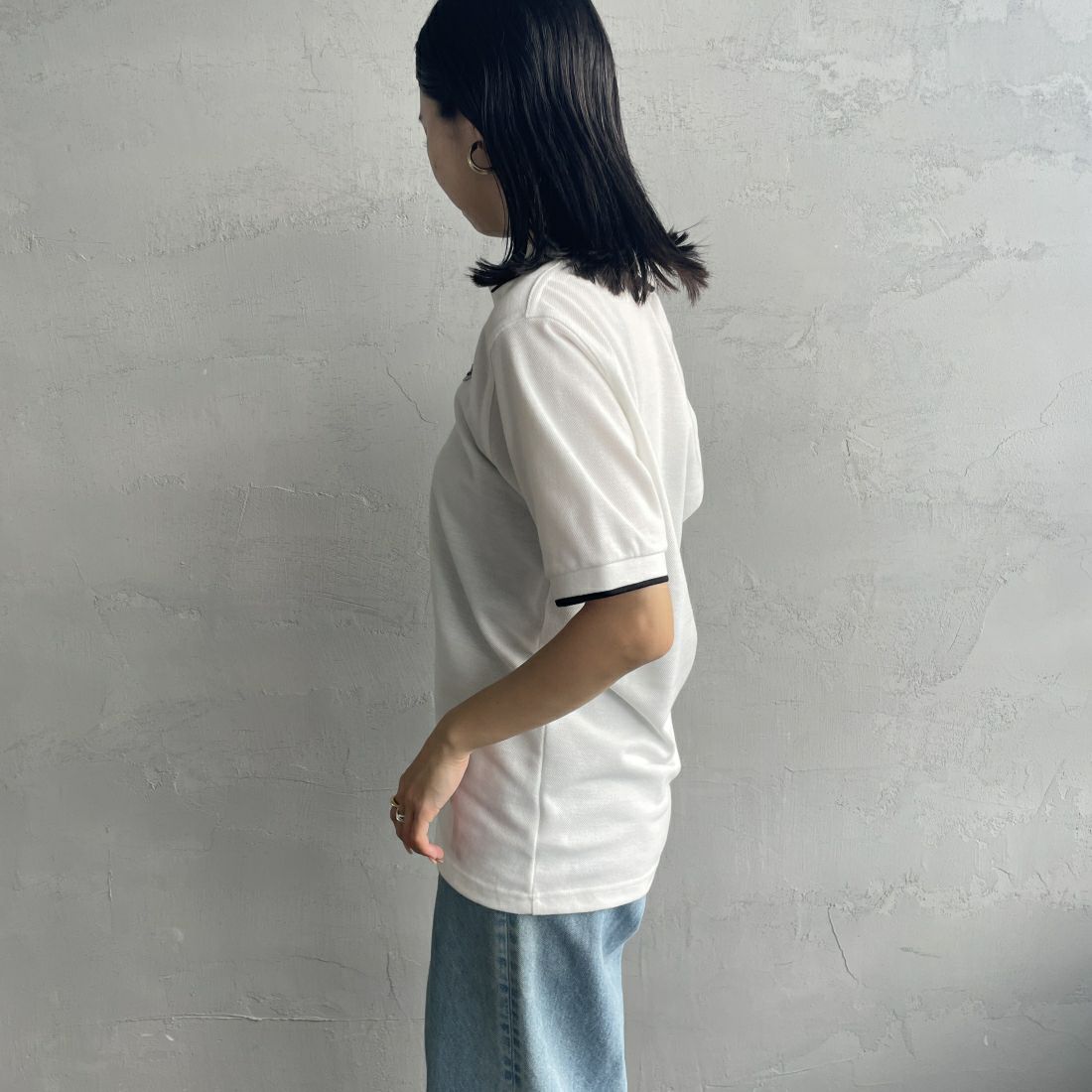 THE FOX [ザフォックス] 別注 ワンポイントロゴポロシャツ [JF24SS-05-JF] WHITE &&モデル身長：163cm 着用サイズ：S&&