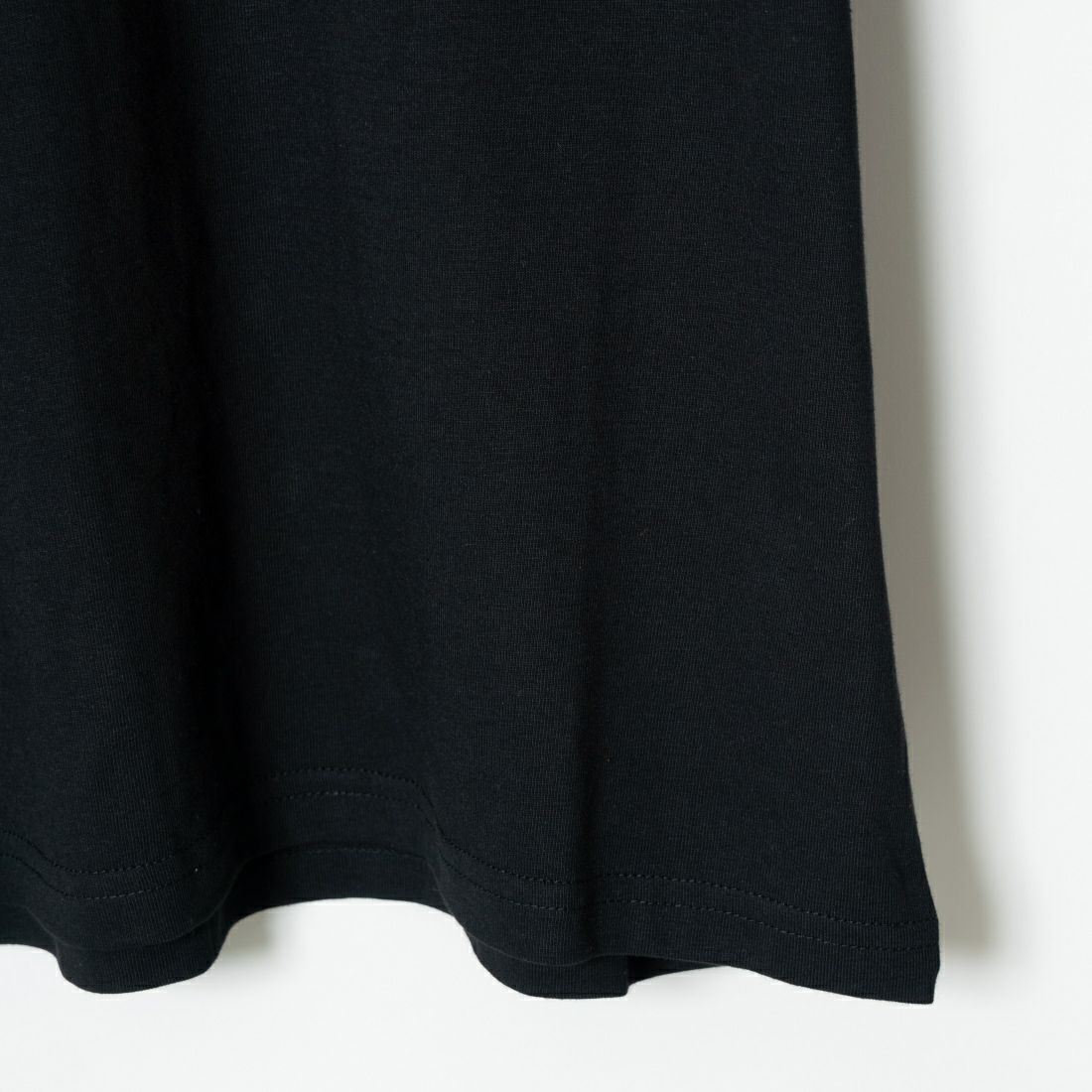 carhartt WIP [カーハートダブリューアイピー] ロングスリーブポケットTシャツ [I030437] BLACK &&モデル身長：173cm 着用サイズ：M&&