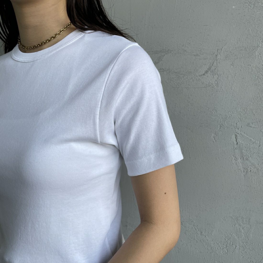 GICIPI [ジチピ] CRISTALLO クルーネックTシャツ [2412P] BIANCO &&モデル身長：163cm 着用サイズ：1&&