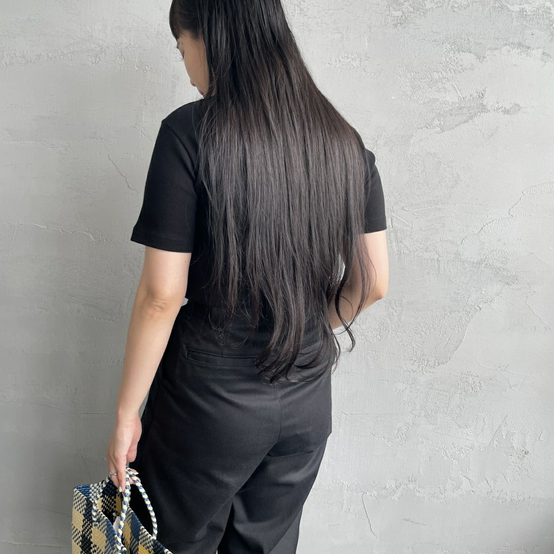 GICIPI [ジチピ] CRISTALLO クルーネックTシャツ [2412P] NERO &&モデル身長：156cm 着用サイズ：1&&