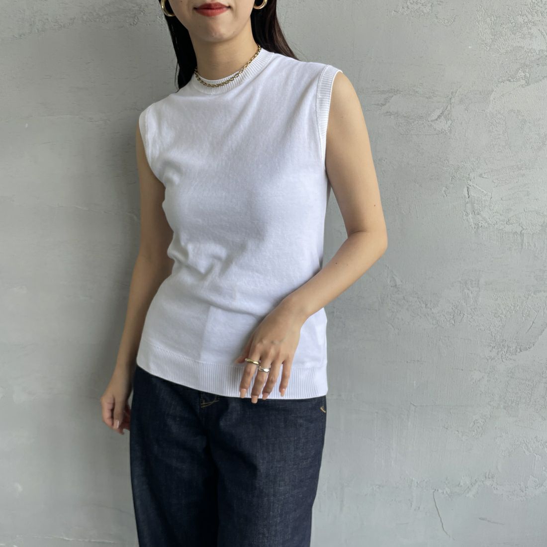 GICIPI [ジチピ] OPALE ノースリーブニットソー [2417P] BIANCO &&モデル身長：163cm 着用サイズ：1&&