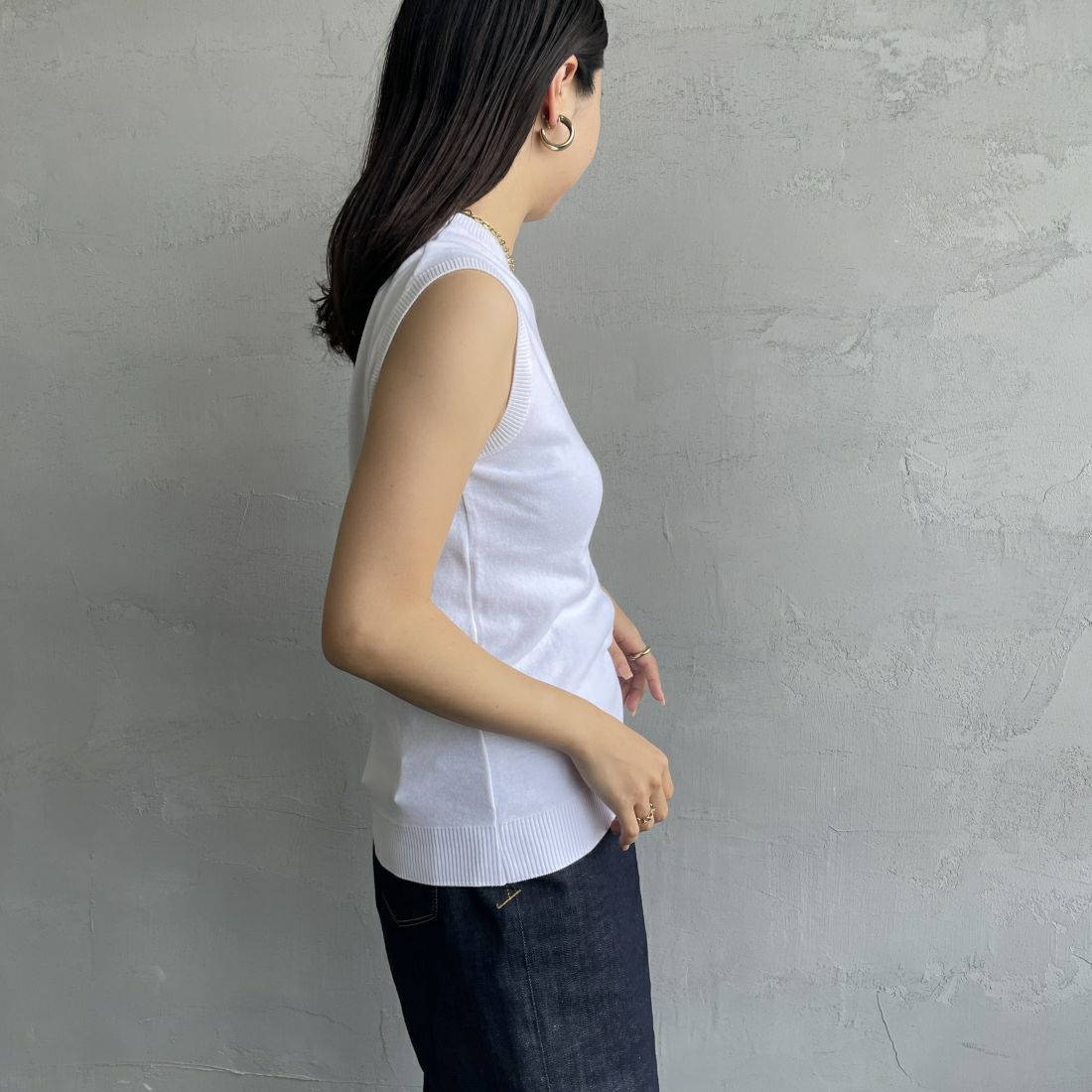 GICIPI [ジチピ] OPALE ノースリーブニットソー [2417P] BIANCO &&モデル身長：163cm 着用サイズ：1&&