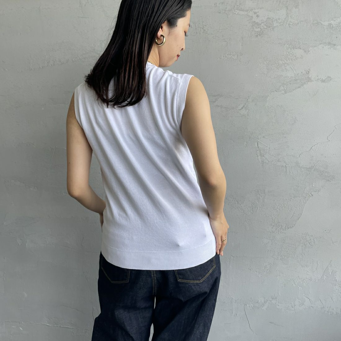 GICIPI [ジチピ] OPALE ノースリーブニットソー [2417P] BIANCO &&モデル身長：163cm 着用サイズ：1&&