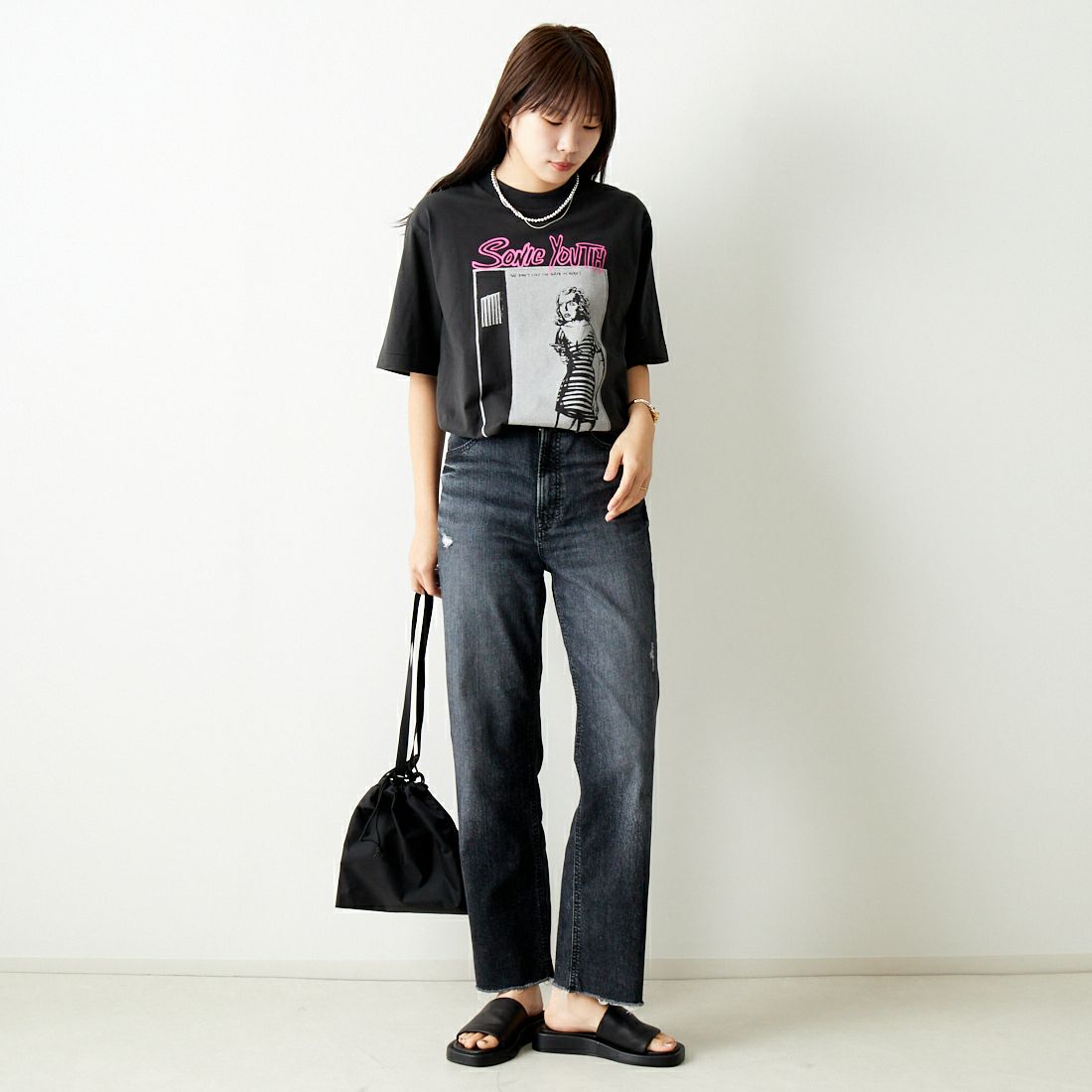 blurhms ROOTSTOCK [ブラームス ルーツストック] We dont like スタンダードプリントTシャツ [BROOTS24S33SONIC6] 02 INK BLK &&モデル身長：167cm 着用サイズ：0&&