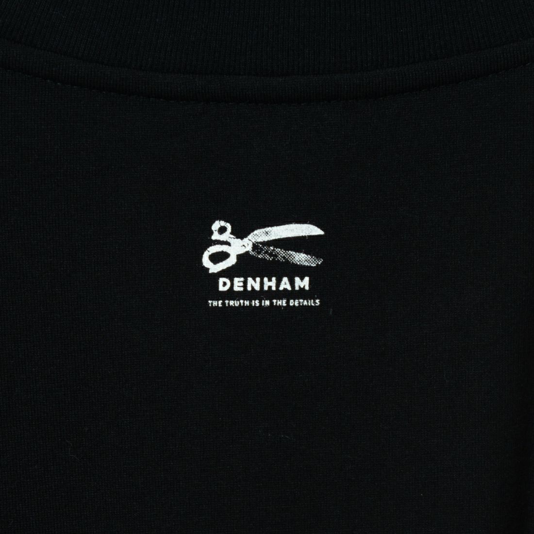 DENHAM [デンハム] カットロゴTシャツ [CUT-THE-LOGO-TEE] BLACK