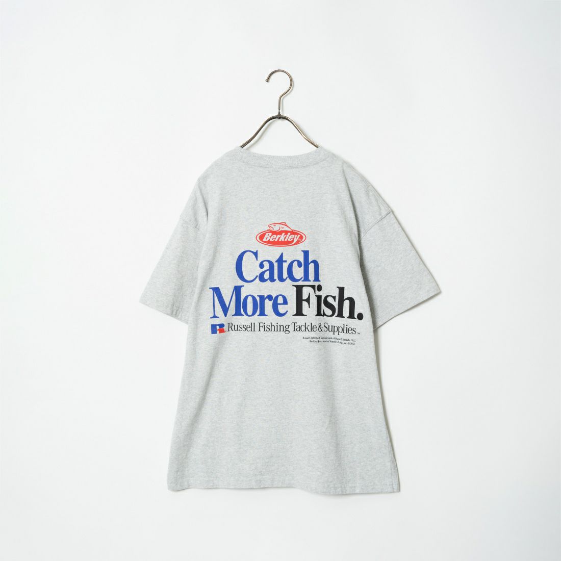 Berkley × RUSSELL ATHLETIC [バークレー × ラッセルアスレチック] 別注 CATCH MORE FISH バックプリントTシャツ [RBK-24175IN-JF1] ASH