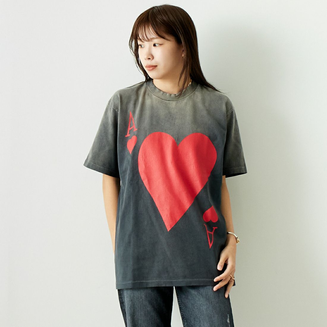 JACKSON MATISSE [ジャクソンマティス] ハートA Tシャツ [JM24SS031] BLACK &&モデル身長：167cm 着用サイズ：M&&