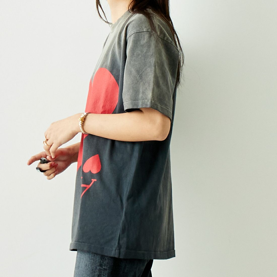 JACKSON MATISSE [ジャクソンマティス] ハートA Tシャツ [JM24SS031] BLACK &&モデル身長：167cm 着用サイズ：M&&