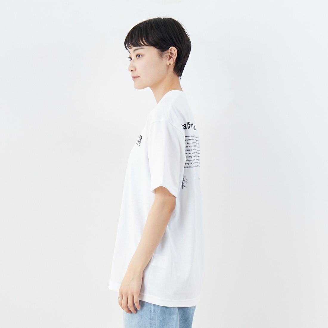 THE NORTH FACE [ザ ノースフェイス] ショートスリーブ ヒストリカルロゴTシャツ [NT32407] W &&モデル身長：160cm 着用サイズ：S&&