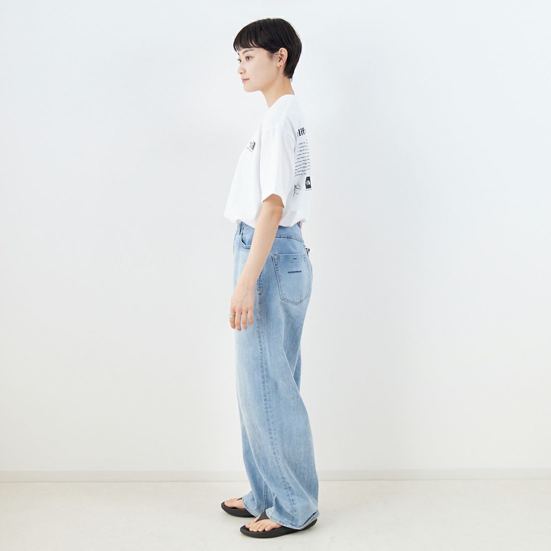 THE NORTH FACE [ザ ノースフェイス] ショートスリーブ ヒストリカルロゴTシャツ [NT32407] W &&モデル身長：160cm 着用サイズ：S&&