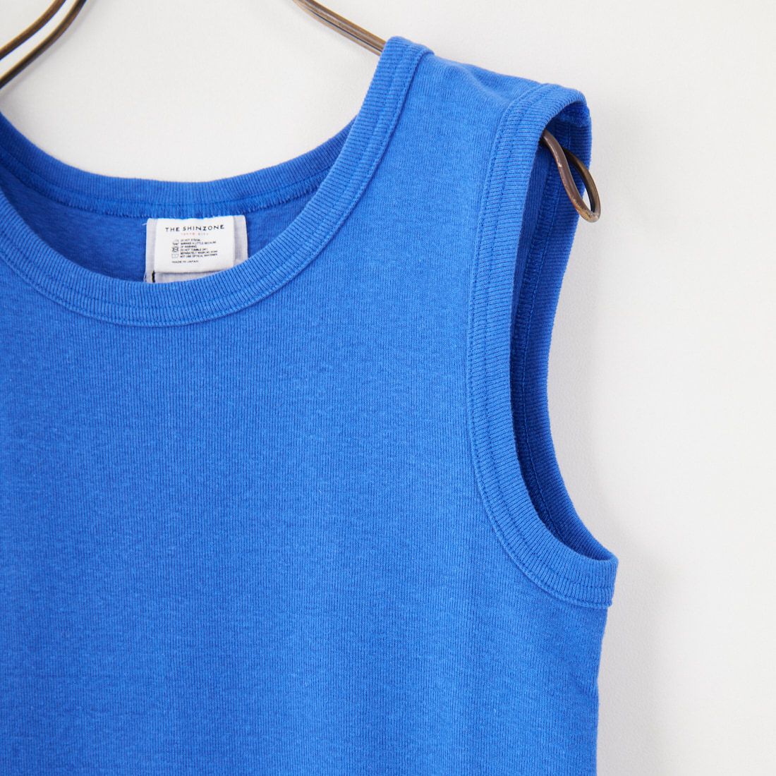 THE SHINZONE [ザ シンゾーン] サーキュラーリブ ノースリーブTシャツ [24MMSCU07] 84 D.BLUE