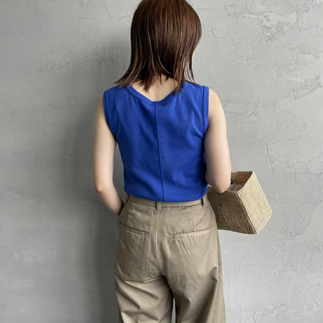 THE SHINZONE [ザ シンゾーン] サーキュラーリブ ノースリーブTシャツ [24MMSCU07] 84 D.BLUE &&モデル身長：158cm 着用サイズ：F0&&