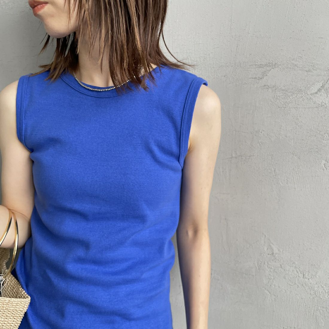 THE SHINZONE [ザ シンゾーン] サーキュラーリブ ノースリーブTシャツ [24MMSCU07] 84 D.BLUE &&モデル身長：158cm 着用サイズ：F0&&