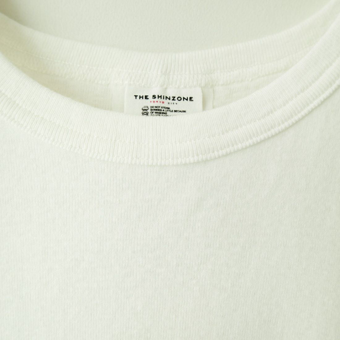 THE SHINZONE [ザ シンゾーン] サーキュラーリブ ノースリーブTシャツ [24MMSCU07] 01 WHITE