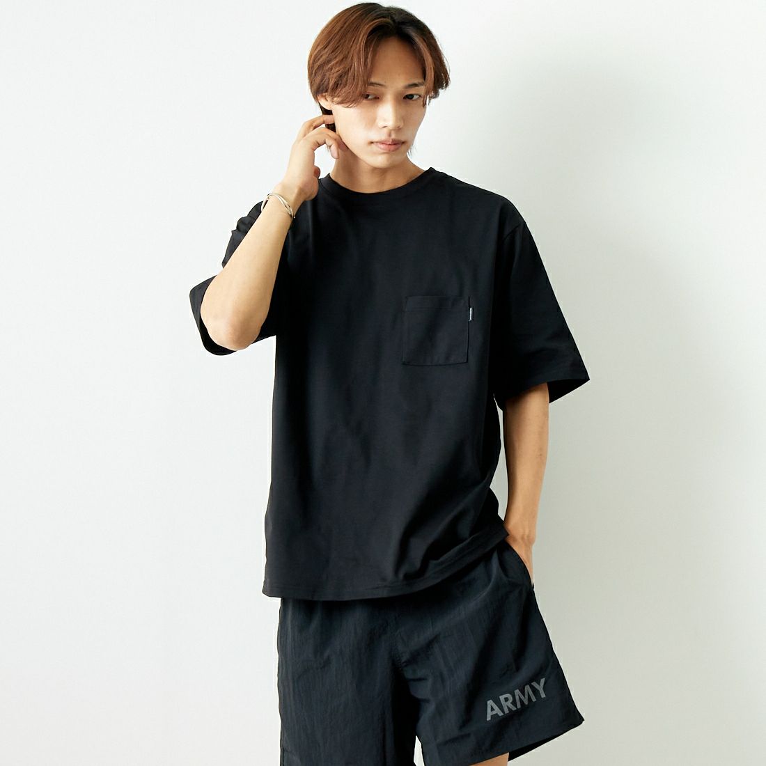 THE NORTH FACE [ザ ノースフェイス] ショートスリーブ エアリーポケットTシャツ [NT12447] K &&モデル身長：179cm 着用サイズ：L&&