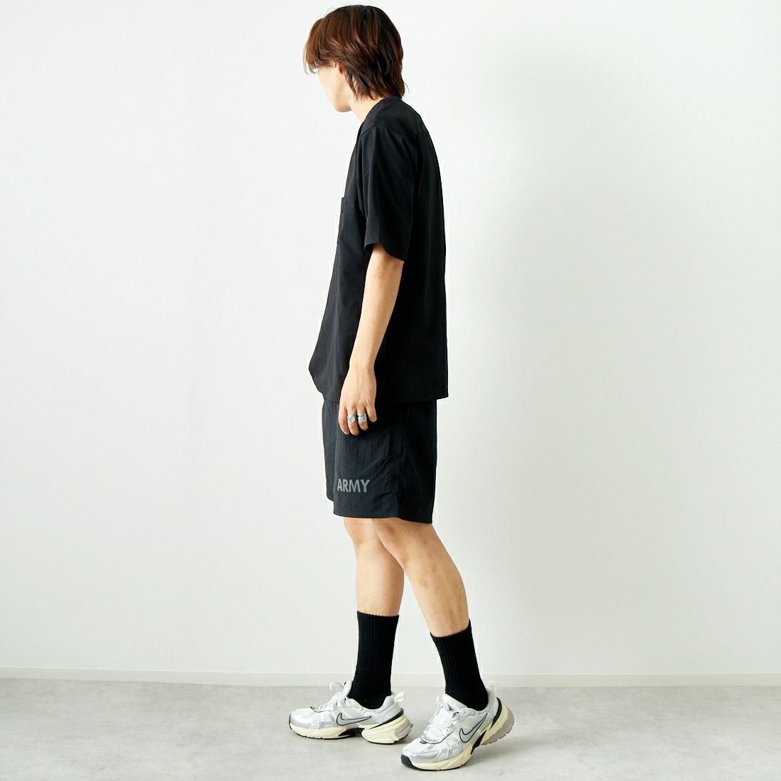 THE NORTH FACE [ザ ノースフェイス] ショートスリーブ エアリーポケットTシャツ [NT12447] K &&モデル身長：179cm 着用サイズ：L&&