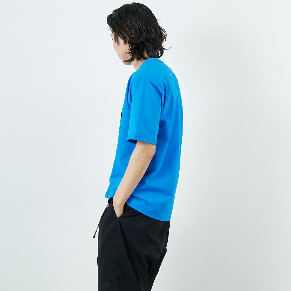 THE NORTH FACE [ザ ノースフェイス] ショートスリーブ エアリーポケットTシャツ [NT12447] HB &&モデル身長：179cm 着用サイズ：M&&