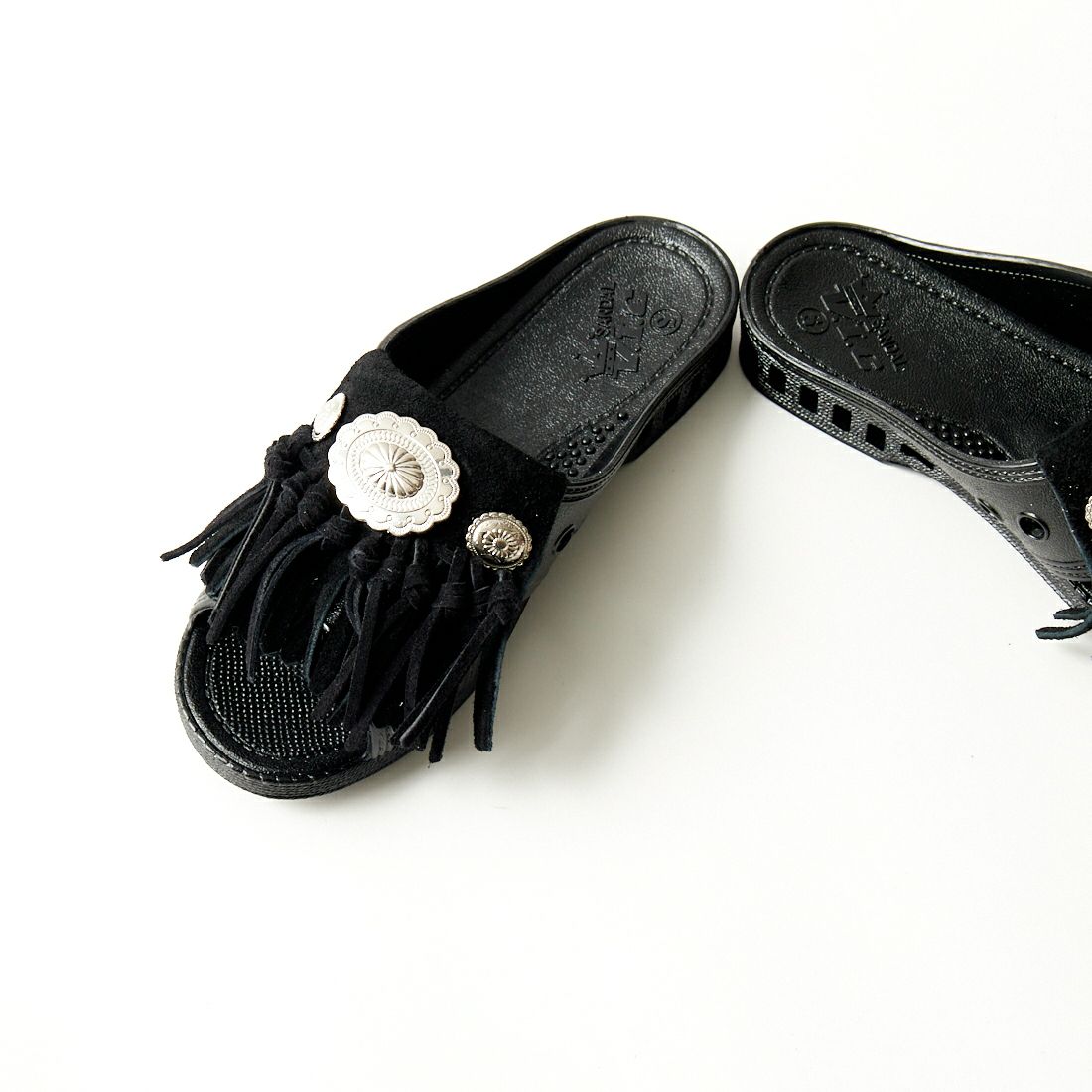 bench [ベンチ] ベンサンD スエードフリンジコンチョ [BE-SA23] BLACK