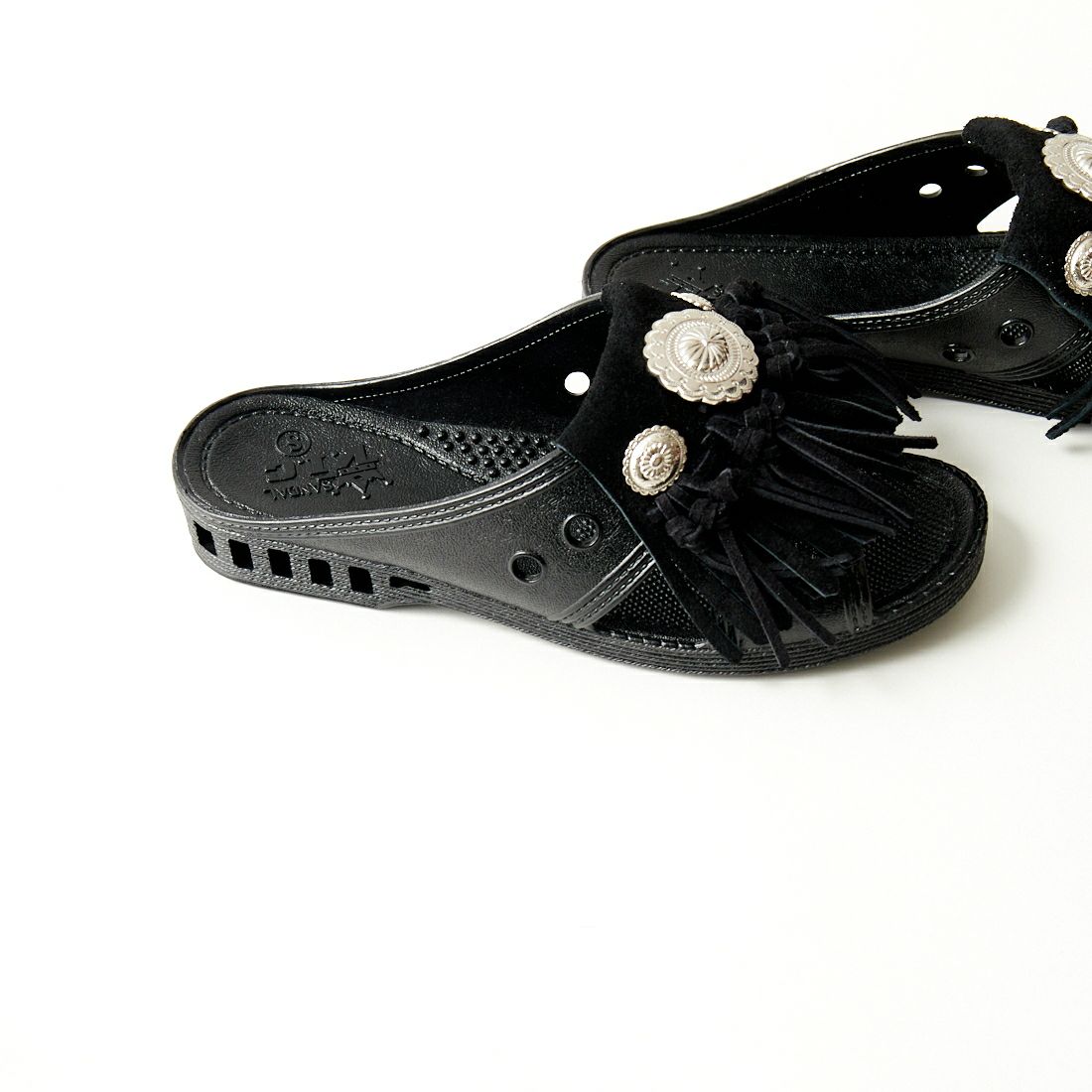 bench [ベンチ] ベンサンD スエードフリンジコンチョ [BE-SA23] BLACK