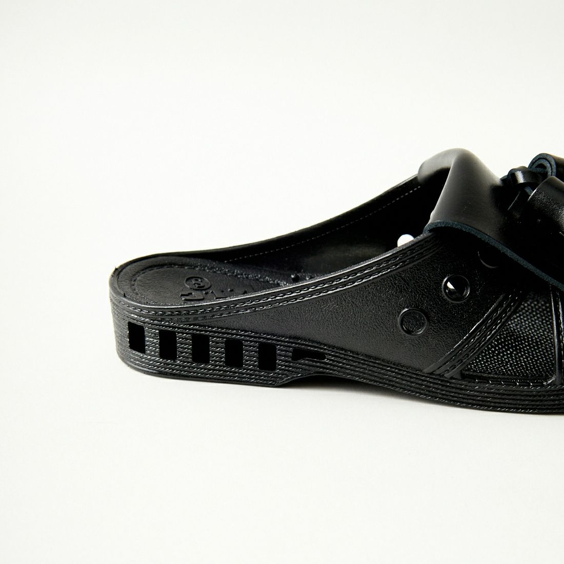 bench [ベンチ] ベンサンDタッセル [BE-SA04] BLACK