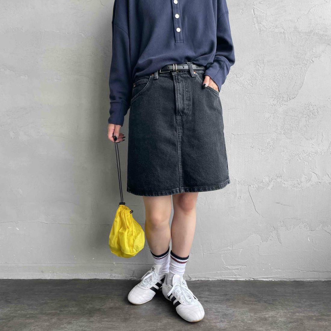 LEE [リー] デニムミニスカート [LL2634] 383 BLACK &&モデル身長：150cm 着用サイズ：S&&