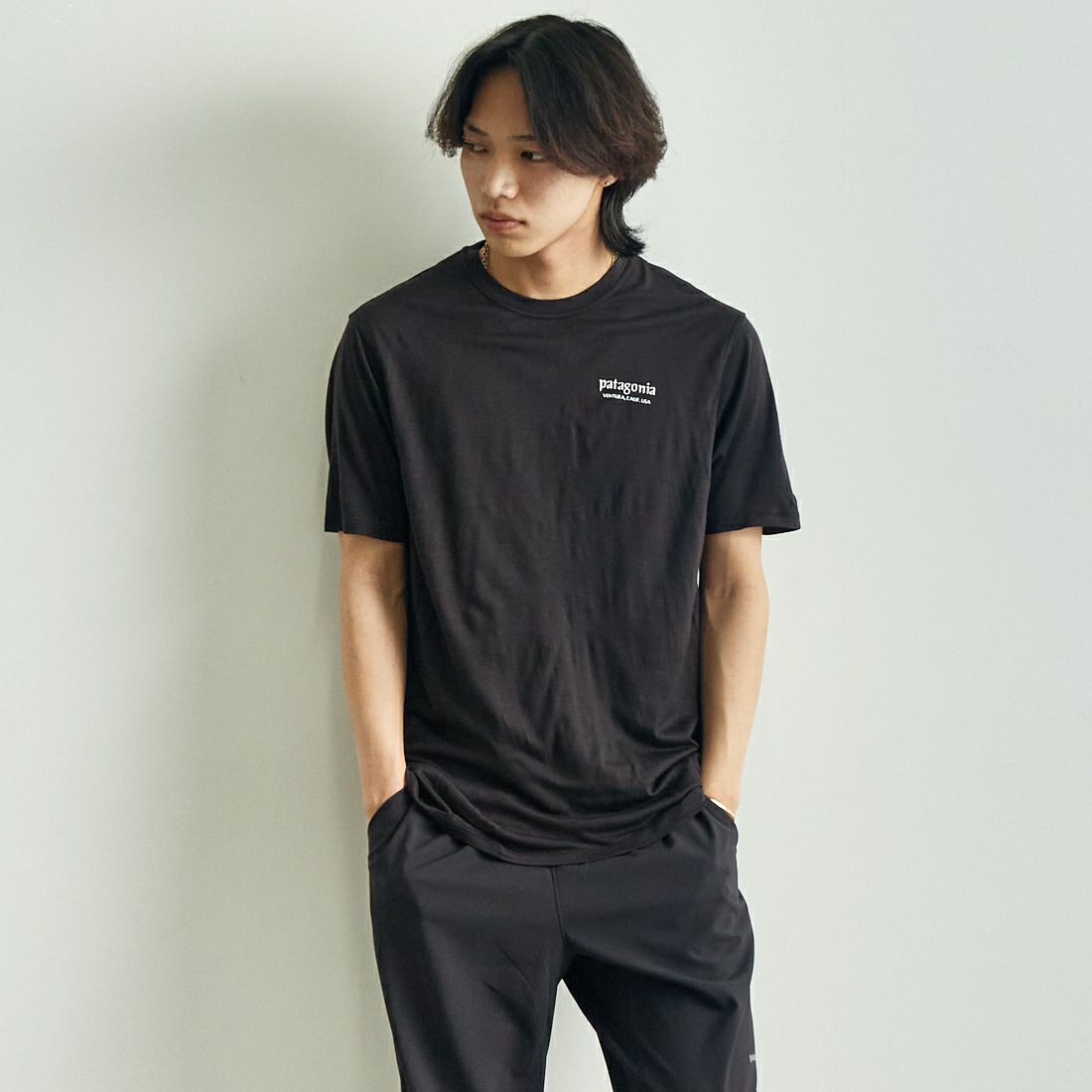 patagonia [パタゴニア] メンズ キャプリーン クールメリノ グラフィックTシャツ [44590] HEBK &&モデル身長：179cm 着用サイズ：L&&