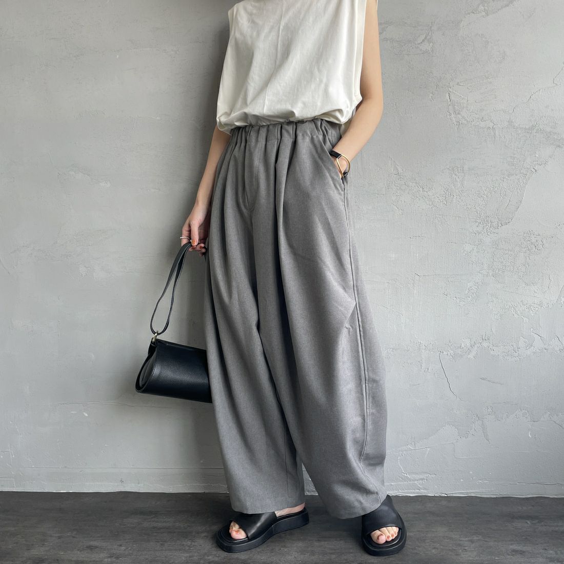 91 GRAY&&モデル身長：160cm 着用サイズ：F&&