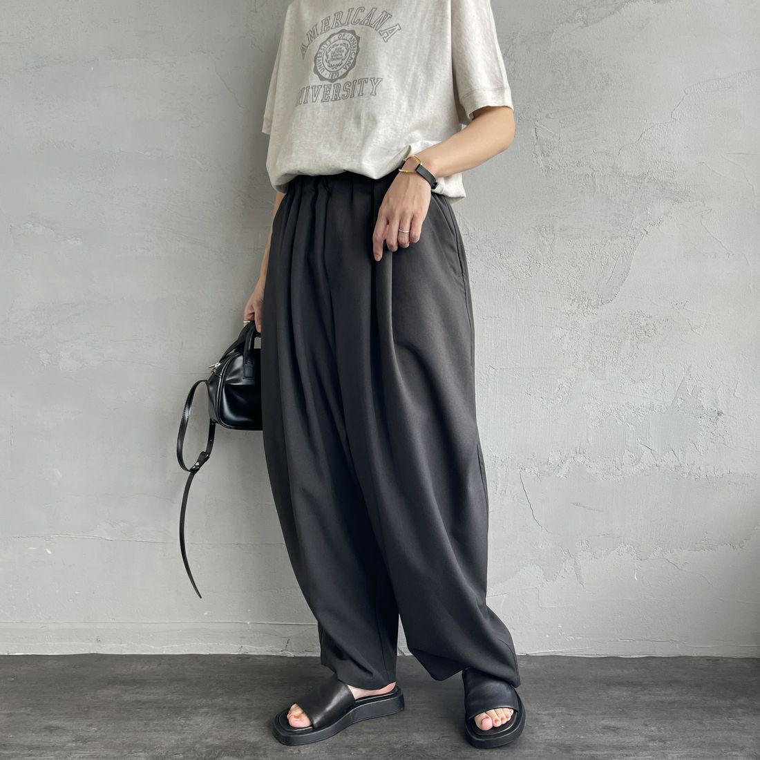 mizuiro ind [ミズイロインド] ワイドカーゴパンツ [1-260016] 93 D.GRAY&&モデル身長：160cm 着用サイズ：F&&