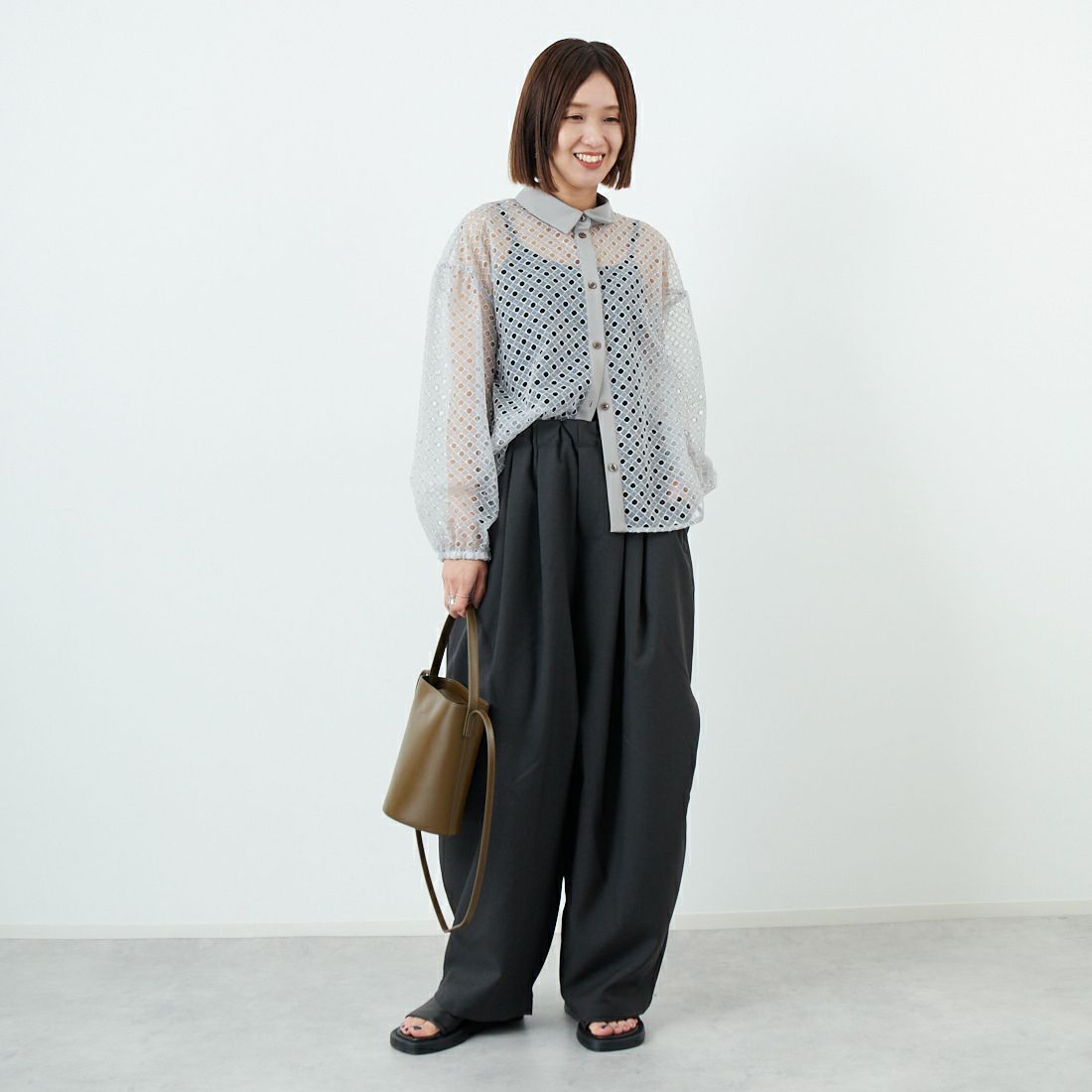 mizuiro ind [ミズイロインド] ワイドカーゴパンツ [1-260016] 99 BLACK&&モデル身長：160cm 着用サイズ：F&&