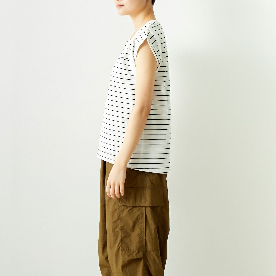 Jf Ready Made [ジェイエフレディメイド] ドライコットン ノースリーブTシャツ [7124341] ｵﾌ/ﾌﾞﾗｯｸ &&モデル身長：160cm 着用サイズ：F&&