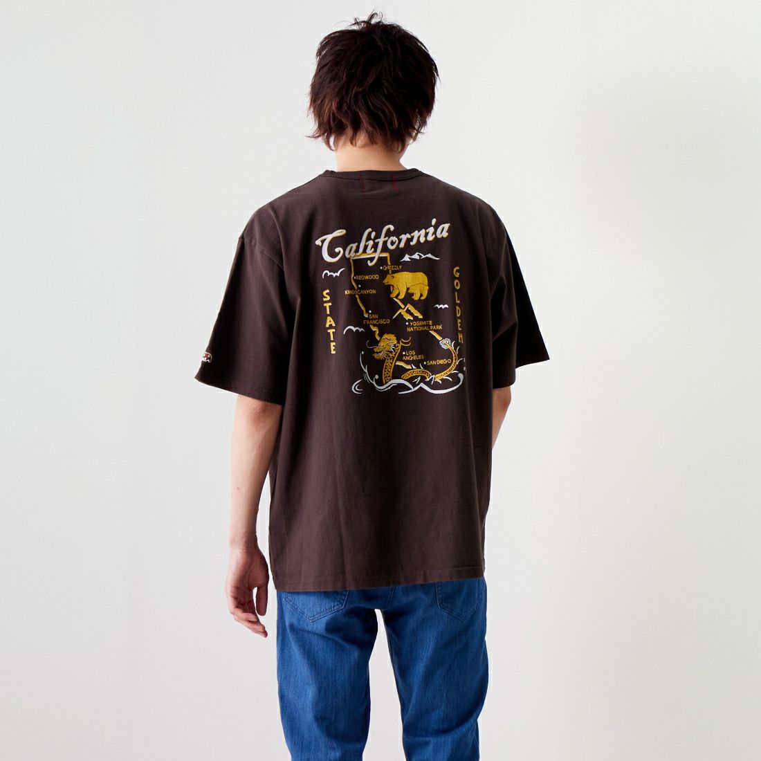 HELLO CALIF [ハローカリフ] 7.1oz天竺プリントTシャツ [HC-242-032] B SUMIKURO &&モデル身長：182cm 着用サイズ：L&&
