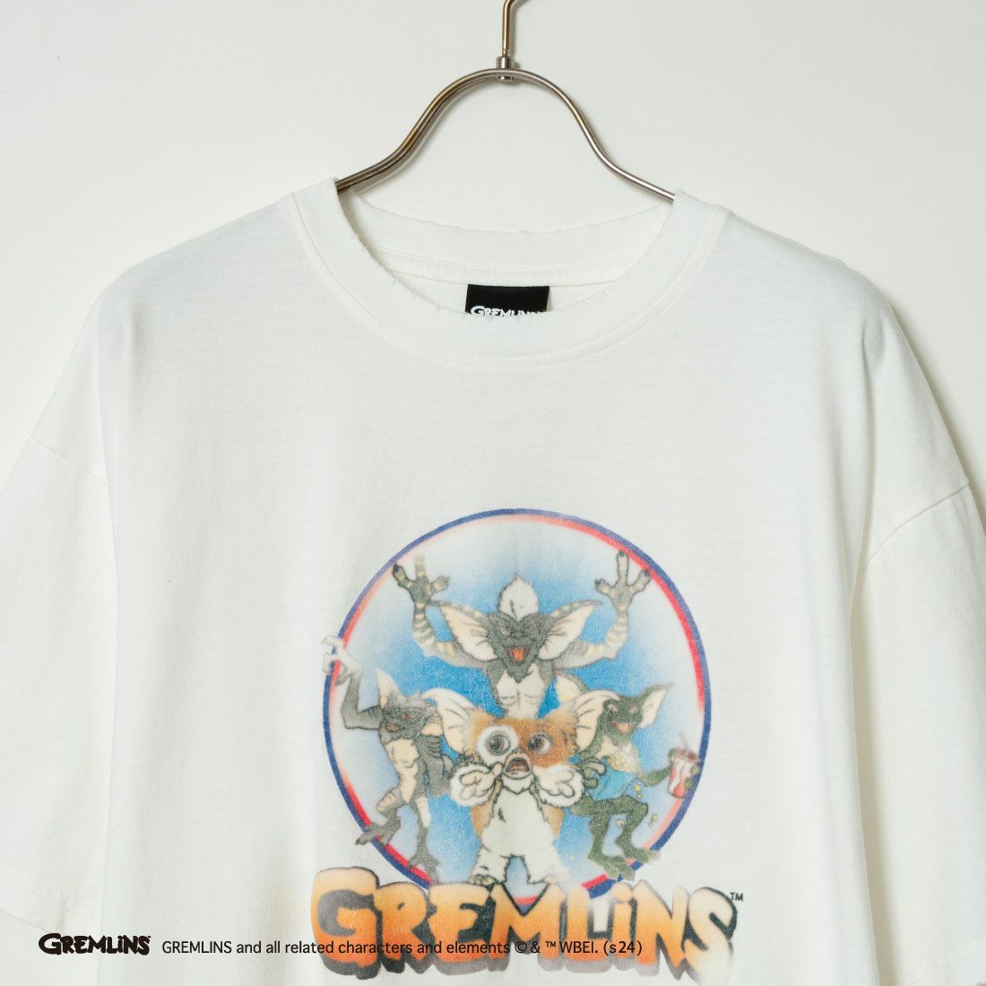 Jeans Factory Clothes [ジーンズファクトリークローズ] GREMLINS ダメージ加工フロッキープリントTシャツ [JFC-242-040] WHITE