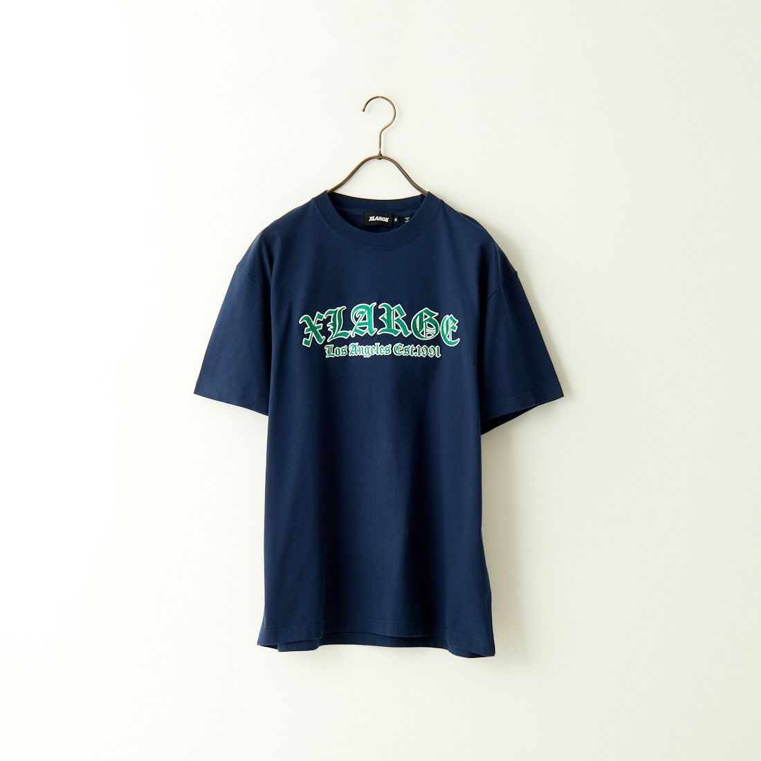 XLARGE [エクストララージ] オールドイングリッシュロゴ ショートスリーブTシャツ [101242011016]