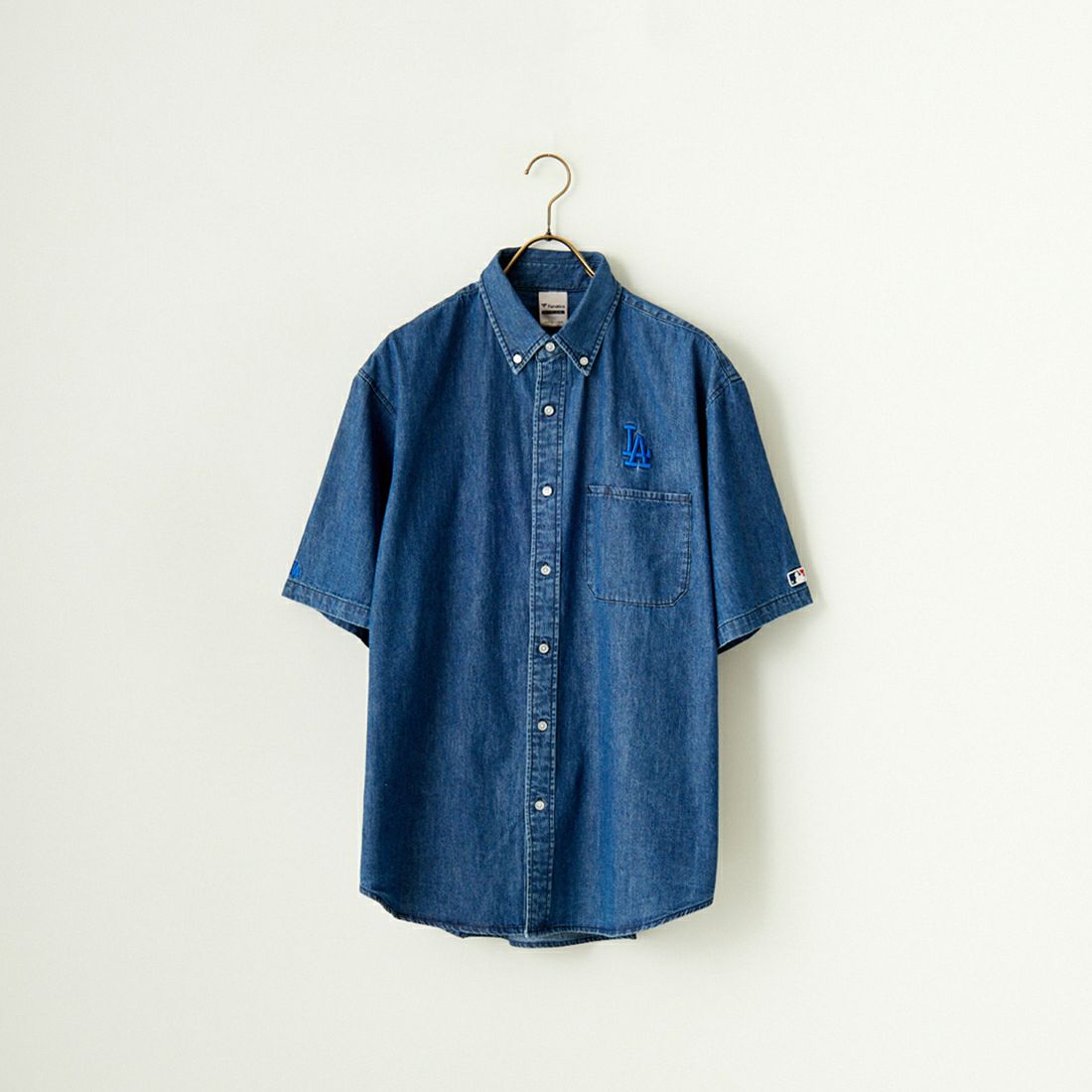 Fanatics [ファナティクス] 別注 ワンポイント刺繍ロゴ ボタンダウンシャツ [ML2124SS2-JF] DENIM/LA
