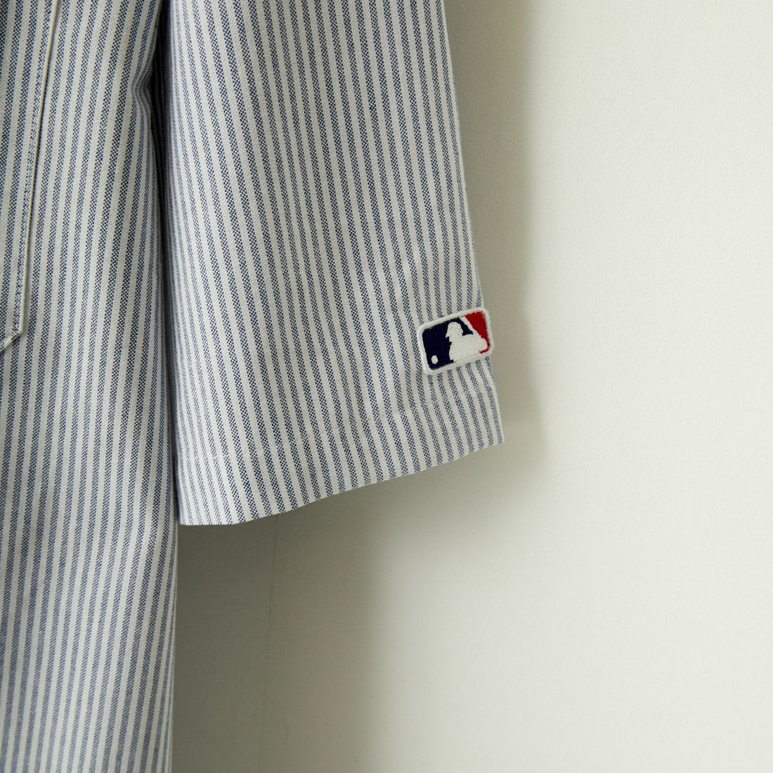 Fanatics [ファナティクス] 別注 ワンポイント刺繍ロゴ ボタンダウンシャツ [ML2124SS2-JF] NVY ST/NY