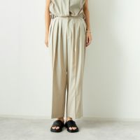 033 ﾍﾞｰｼﾞｭ&&モデル身長：167cm 着用サイズ：36&&