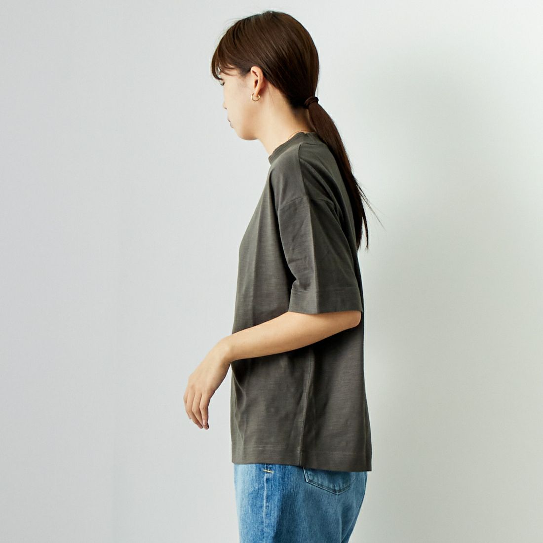 Jf Ready Made [ジェイエフレディメイド] オーバーサイズTシャツ [04245-AD] CHARCOAL &&モデル身長：167cm 着用サイズ：F&&