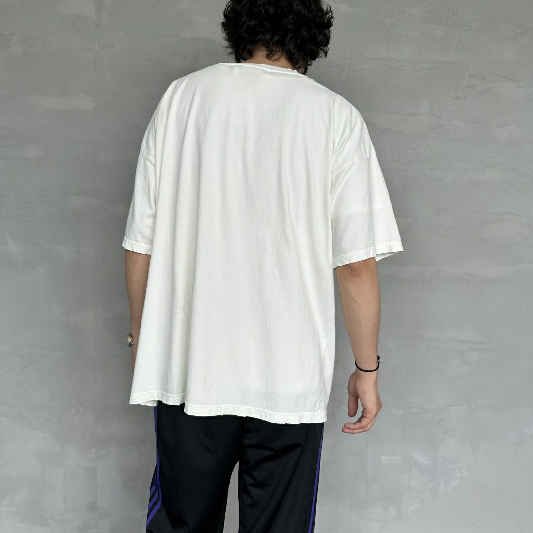 REMI RELIEF [レミレリーフ] 別注 ビッグプリントTシャツ COLORADO [RN26349316-JF] OFF WHITE &&モデル身長：173cm 着用サイズ：M&&