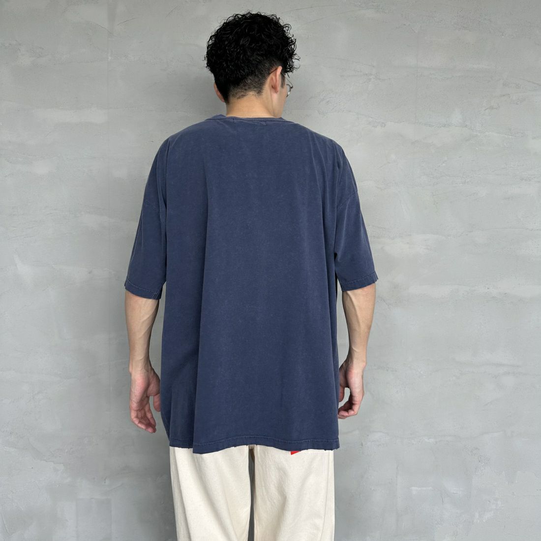 REMI RELIEF [レREMI RELIEF [レミレリーフ] 別注 ビッグプリントTシャツ MICHIGAN [RN26349325-JF] NAVY &&モデル身長：168cm 着用サイズ：M&&ミレリーフ] 別注 ビッグプリントTシャツ MICHIGAN [RN26349325-JF] NAVY