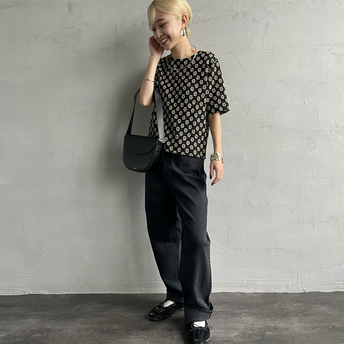 By/m [バイエム] 花柄ジャガードレースカットソー [24112101] 50 BLACK1 &&モデル身長：150cm 着用サイズ：F&&