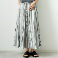 ﾓﾉﾄｰﾝ&&モデル身長：167cm 着用サイズ：F&&