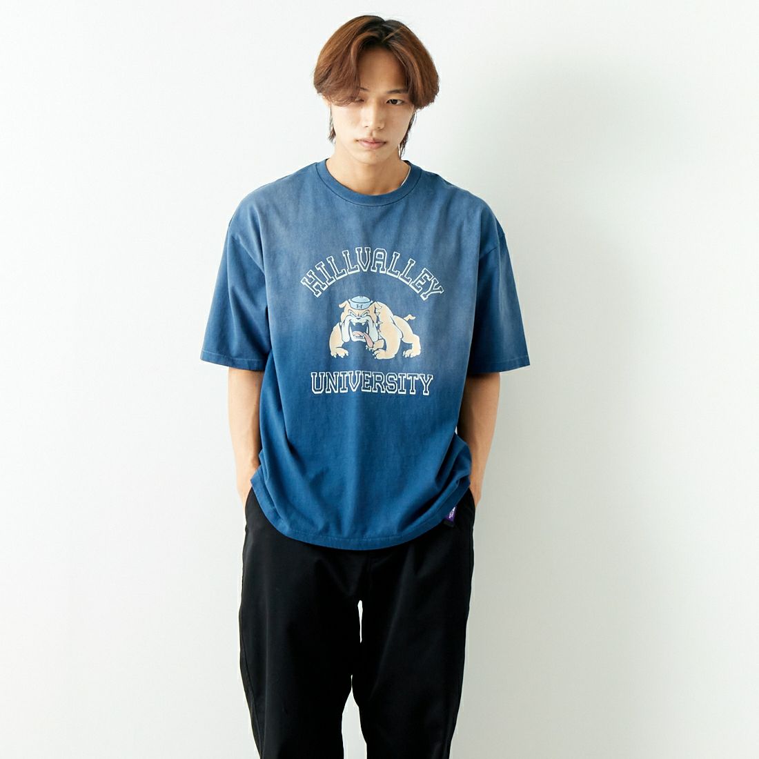 SCREEN STARS [スクリーンスターズ] 別注 サンフェードヴィンテージTシャツ [2422-420IN-JF] NAVY BULLD &&モデル身長：179cm 着用サイズ：L&&