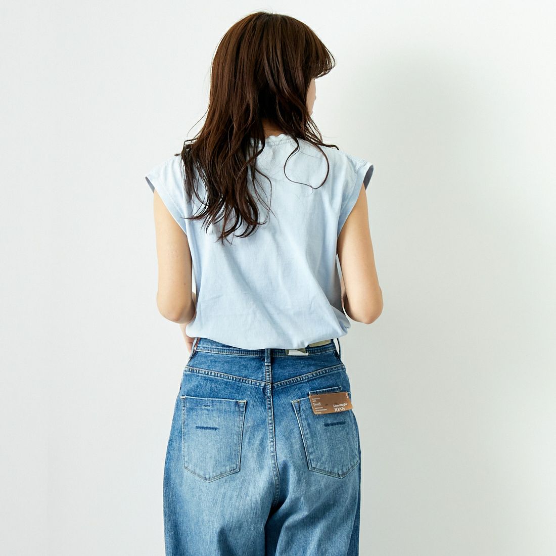 REMI RELIEF [レミレリーフ] NEW加工丸胴天竺ノースリーブTシャツ [RN26349101] SAX &&モデル身長：167cm 着用サイズ：S&&