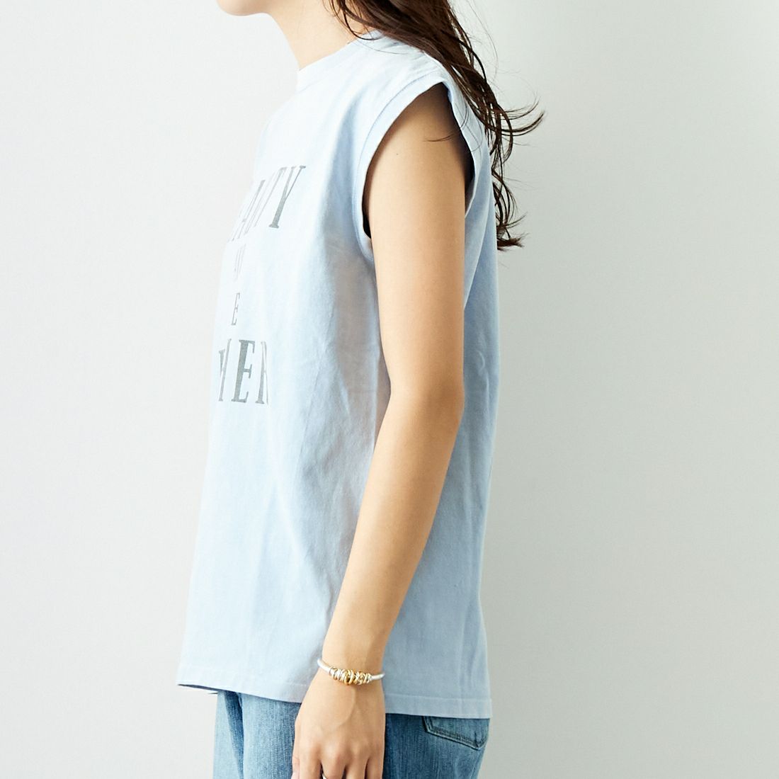 REMI RELIEF [レミレリーフ] NEW加工丸胴天竺ノースリーブTシャツ [RN26349101] SAX &&モデル身長：167cm 着用サイズ：S&&