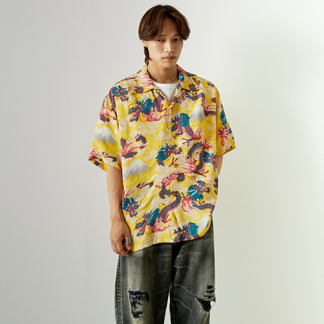 SUN SURF [サンサーフ] レーヨンハワイアンシャツ [SS39227] 155 YELLOW &&モデル身長：179cm 着用サイズ：XL&&
