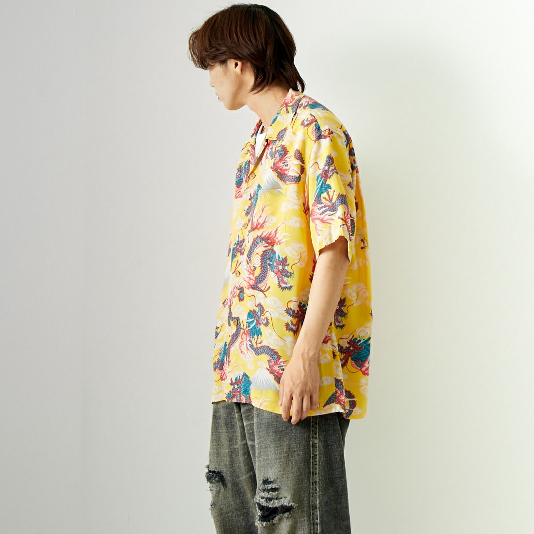 SUN SURF [サンサーフ] レーヨンハワイアンシャツ [SS39227] 155 YELLOW &&モデル身長：179cm 着用サイズ：XL&&
