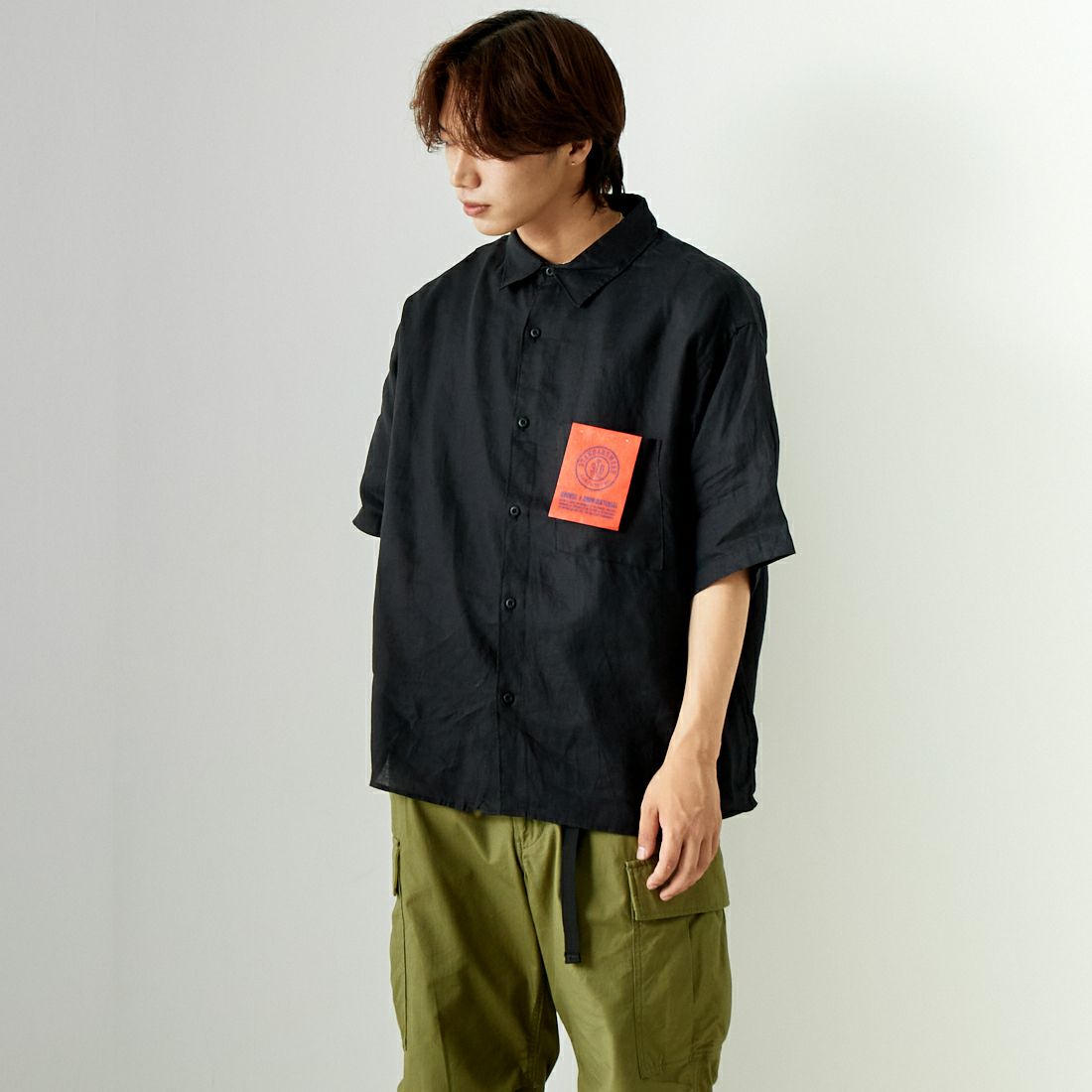 Jeans Factory Clothes [ジーンズファクトリークローズ] フレンチリネンワイドレギュラーカラーシャツ [BFP611] 840 BLACK &&モデル身長：179cm 着用サイズ：L&&