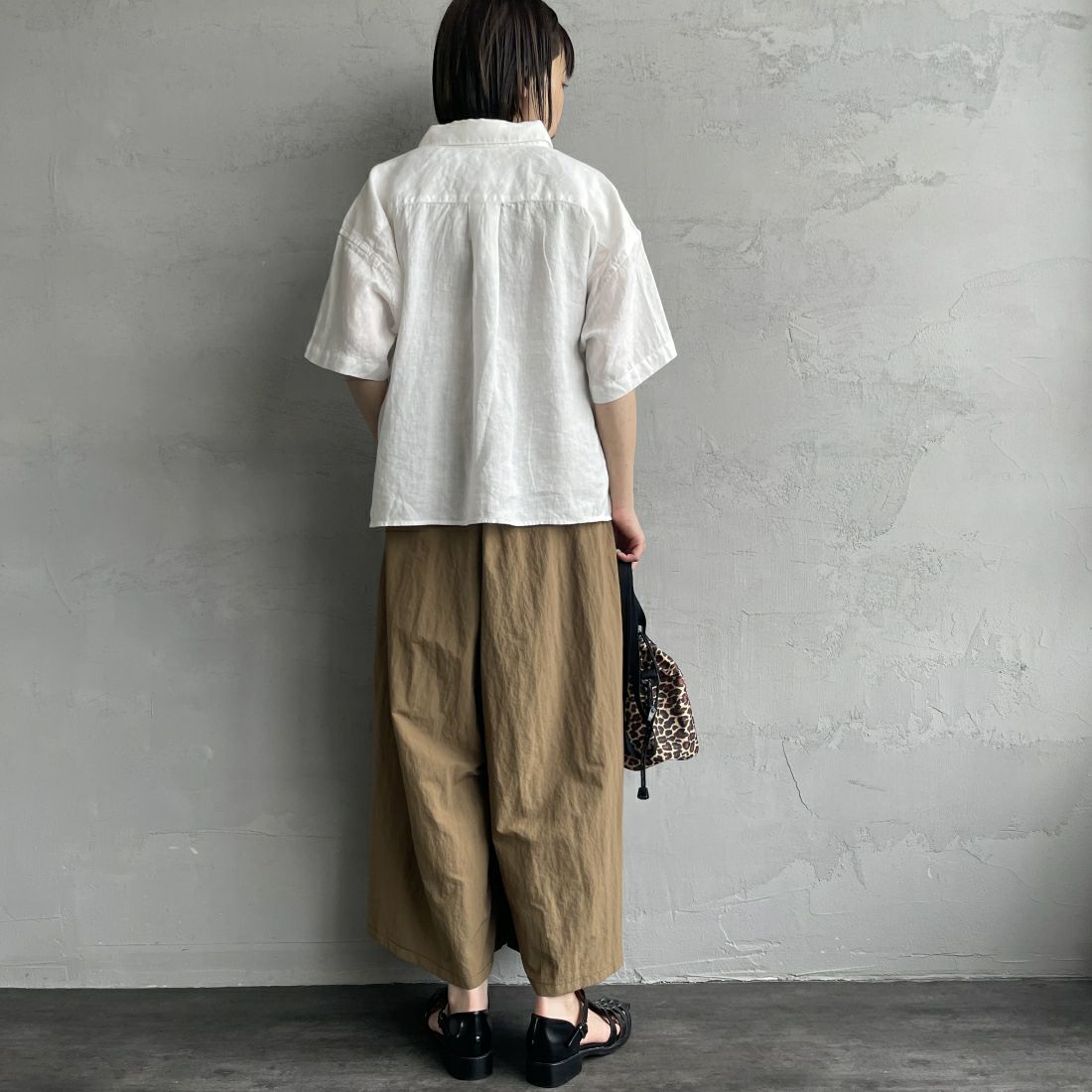 Jeans Factory Clothes [ジーンズファクトリークローズ] ワイドシルエットリネンシャツ [LFP500] 010 WHITE &&モデル身長：158cm 着用サイズ：F&&