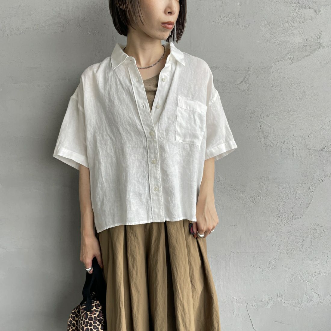 Jeans Factory Clothes [ジーンズファクトリークローズ] ワイドシルエットリネンシャツ [LFP500] 010 WHITE &&モデル身長：158cm 着用サイズ：F&&
