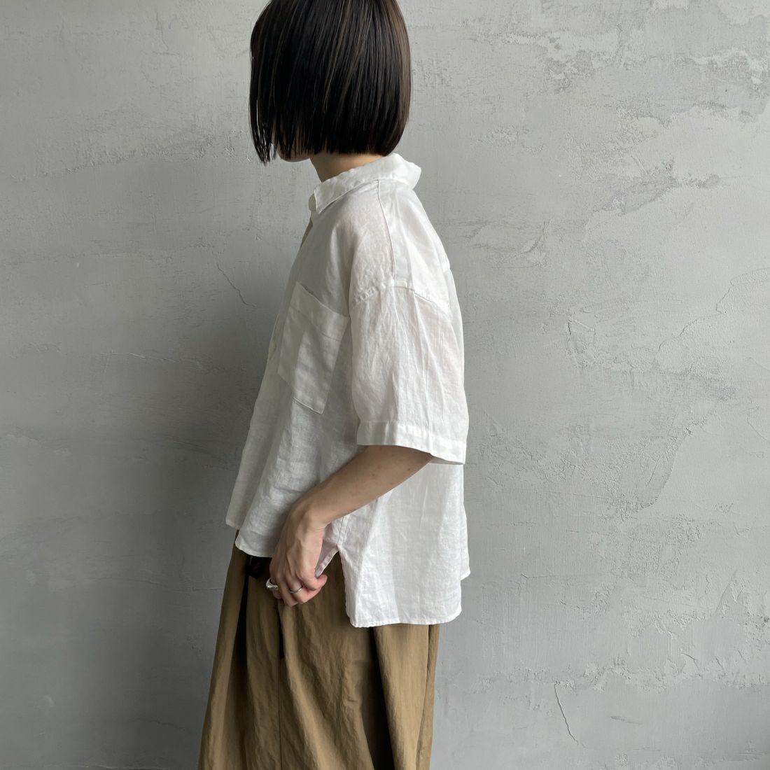 Jeans Factory Clothes [ジーンズファクトリークローズ] ワイドシルエットリネンシャツ [LFP500] 010 WHITE &&モデル身長：158cm 着用サイズ：F&&